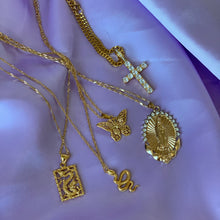 Load image into Gallery viewer, NECKLACE - Dragon Luck